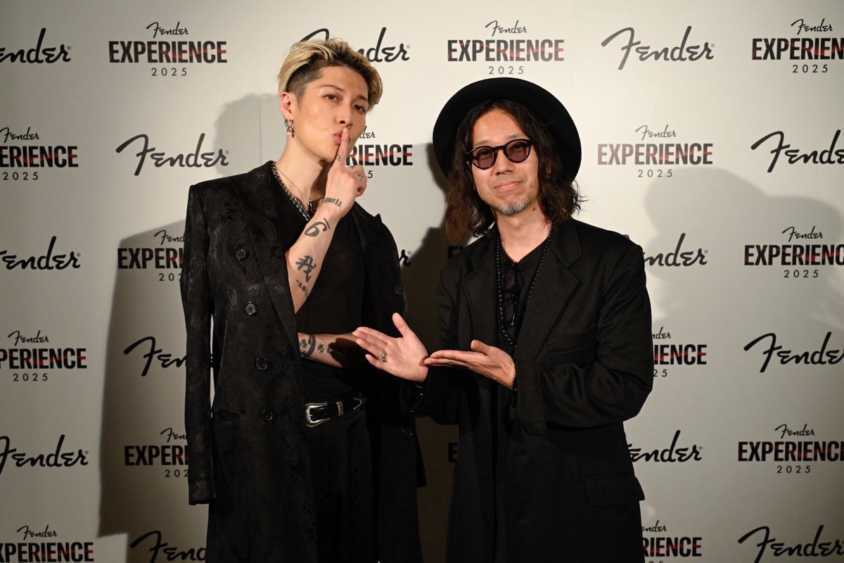 joeyokomizo_'s tweet image. 『#FenderExperience2025』2日目のトリはMIYAVIさんのトーク&ライブでした🔥 トークは笑いと感動の #MIYAVI さん節全開👍🏻 ライブは完全ガチロックモードでオーディエンスを踊らせ、狂わせまくってくれました🎸🔥 心からリスペクト👍🏻
あっ。まさかのお立ち台立ちました〜🤣
@MIYAVI_OFFICIAL