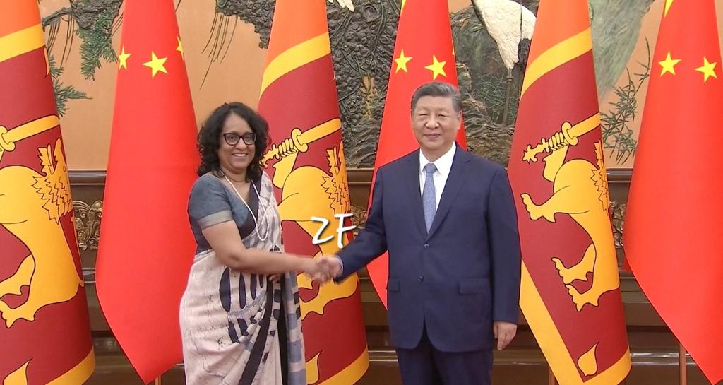 #BREAKING

Sri Lanka Prime Minister Dr. Harini Amarasuriya met with Chinese President Xi Jinping in Beijing for High Level Talks

#lka #SriLanka #SLnews #NewsUpdate #China #Xi #XiJinping #Beijing #Diplomacy <a href="/ChinaEmbSL/">Chinese Embassy in Sri Lanka</a> <a href="/Dr_HariniA/">Dr. Harini Amarasuriya</a> <a href="/MFA_SriLanka/">MFA SriLanka 🇱🇰</a>