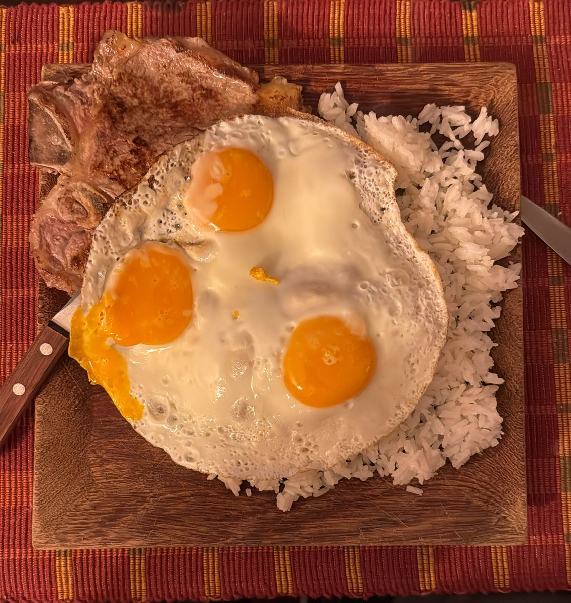 Buen día Orientales; 8 grados y algo por aquí. Prontos para empezar a treparnos a " los potreros del aire"¡ vamos!