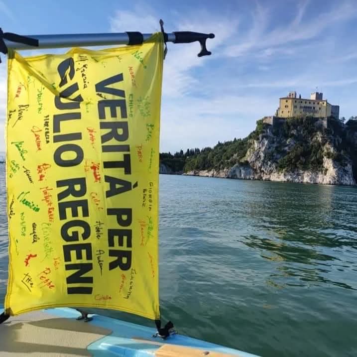 Oggi #14ottobre #scortamediatica
Artisti, giornalisti, esponenti delle istituzioni e della società civile, cittadini: chi ci mette la faccia chi la firma!! Grazie a tutte e tutti 💛
#veritapergiulioregeni #Regeni