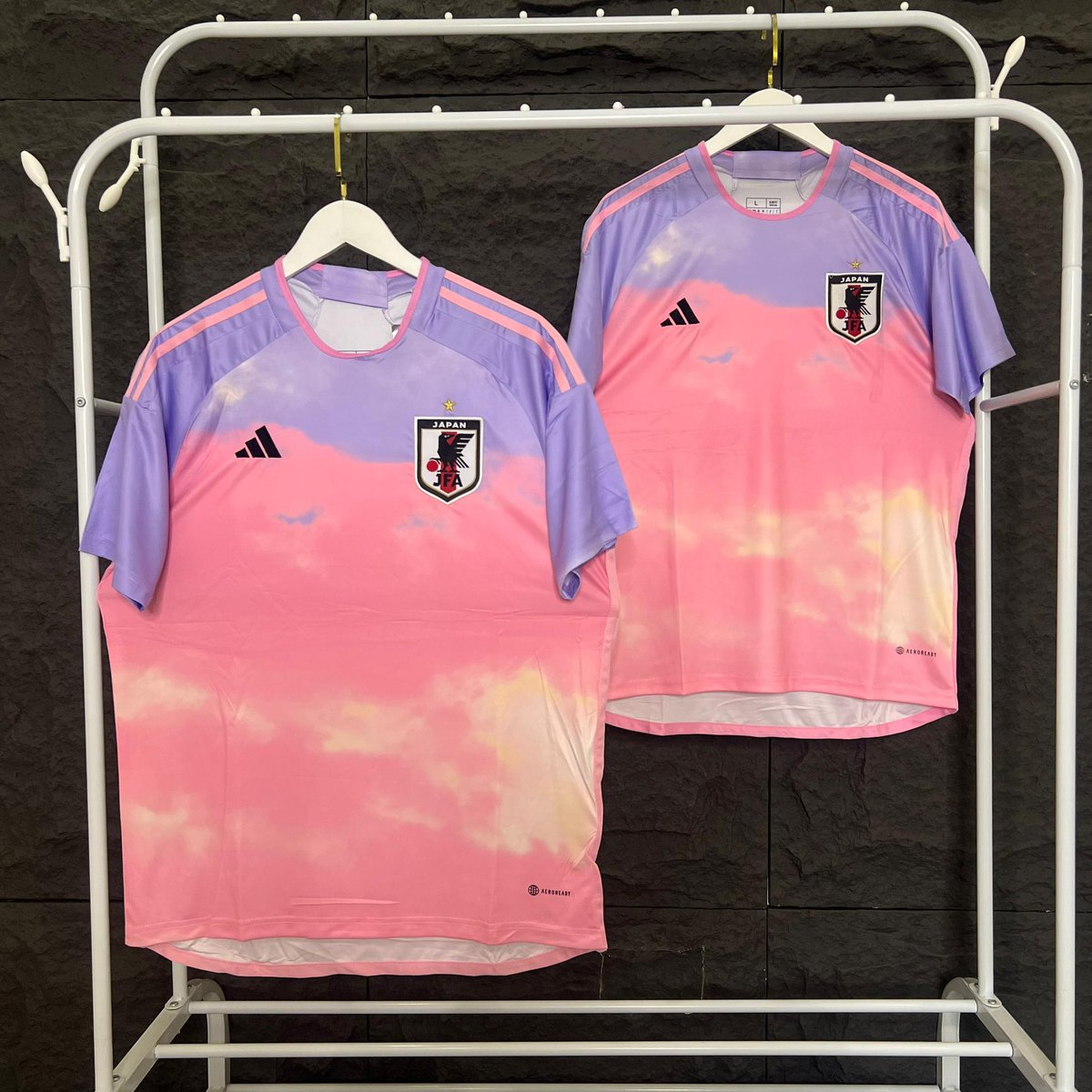_iamkhenie's tweet image. More anime jerseys