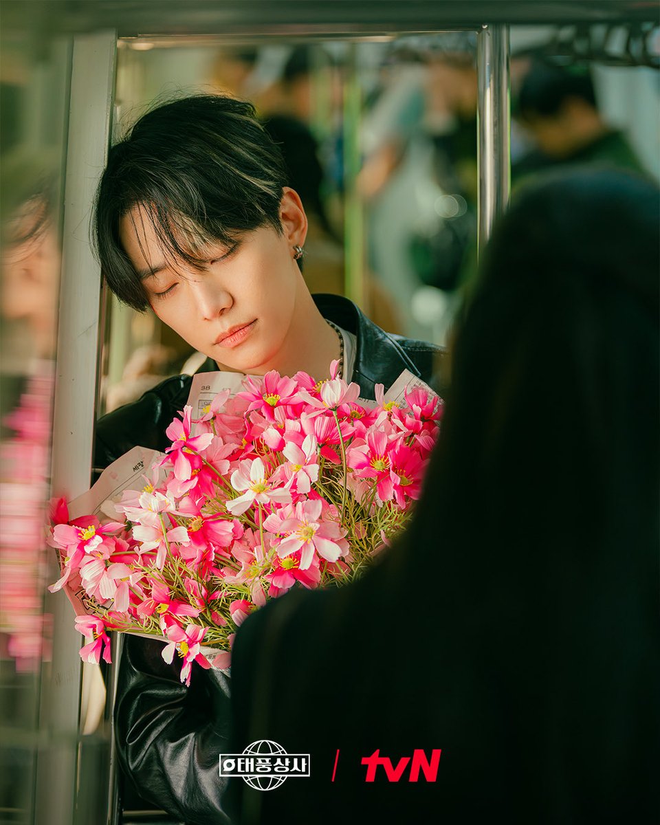 누가 꽃인줄 모르겠네 증말