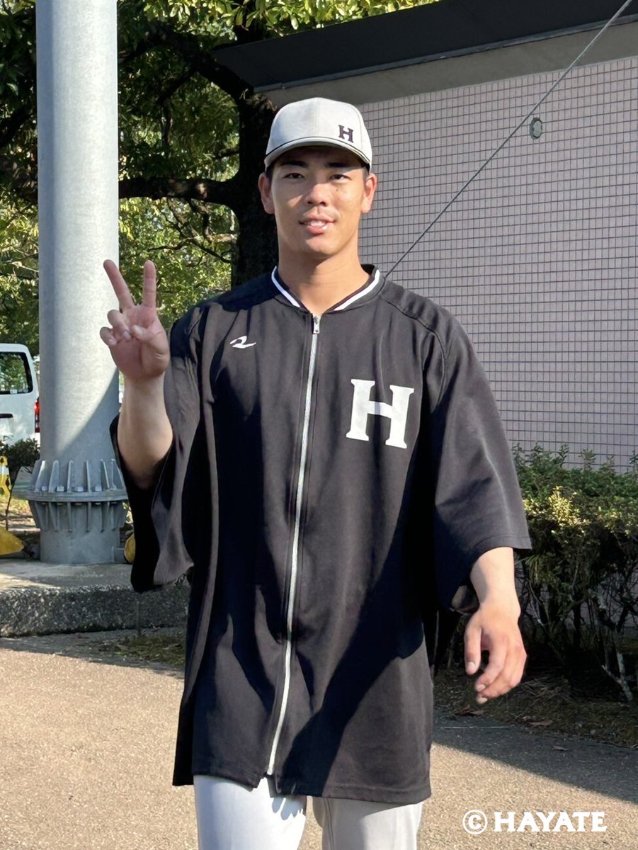 本日の試合は11-7で勝ちました！

#佐倉俠史朗 選手が今日も3安打3打点の活躍💪
#和辻大輝 選手も3打点✨

次の試合は10/16(木)、
サンマリンスタジアムで #読売ジャイアンツ 戦です⚾️

応援よろしくお願いします！

#くふうハヤテベンチャーズ静岡
#くふうハヤテ
#みやざきフェニックスリーグ