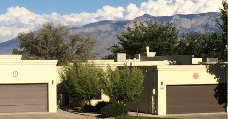 55plusAAL's tweet photo. Affordable, low-maintenance 55+ living in Rio Rancho!
The Esplanade offers 2–3 bed attached homes from the mid-$100s, near parks, libraries, shops &amp; more!

#TheEsplanadeNM #RioRanchoLiving #55PlusLife #AffordableRetirement #ActiveAdults #NewMexicoHomes"