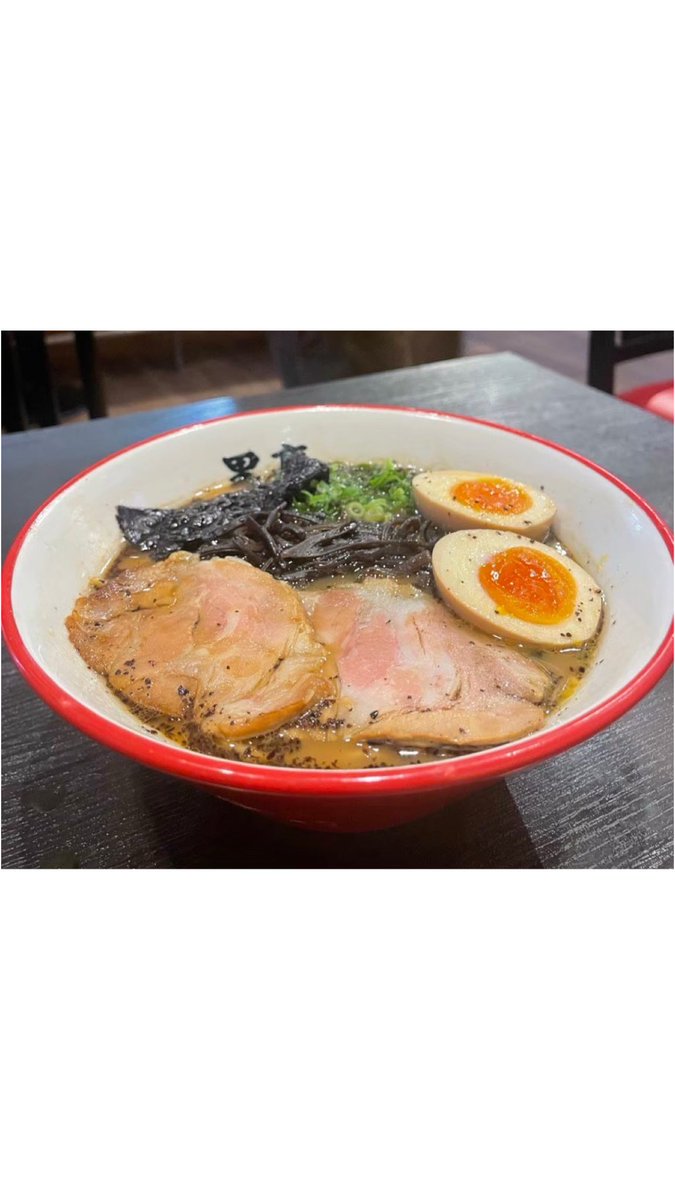 ramen_kokutei's tweet photo. 🍜✨黒亭からお知らせ✨🍜

熊本の味を東京へ！
「東京ラーメンフェスタ2025 」
※第1幕（10/23〜26）
に黒亭が出店します！🔥

焦がしにんにく油香る、昔ながらの熊本の味、
黒亭とんこつラーメンを
東京の皆さんにお届けします😋

📍駒沢オリンピック公園 中央広場
👉詳細はこちら：https://t.co/0rwpyZxHGl

#黒亭 #熊本ラーメン #東京ラーメンフェスタ #ラーメン好きな人と繋がりたい