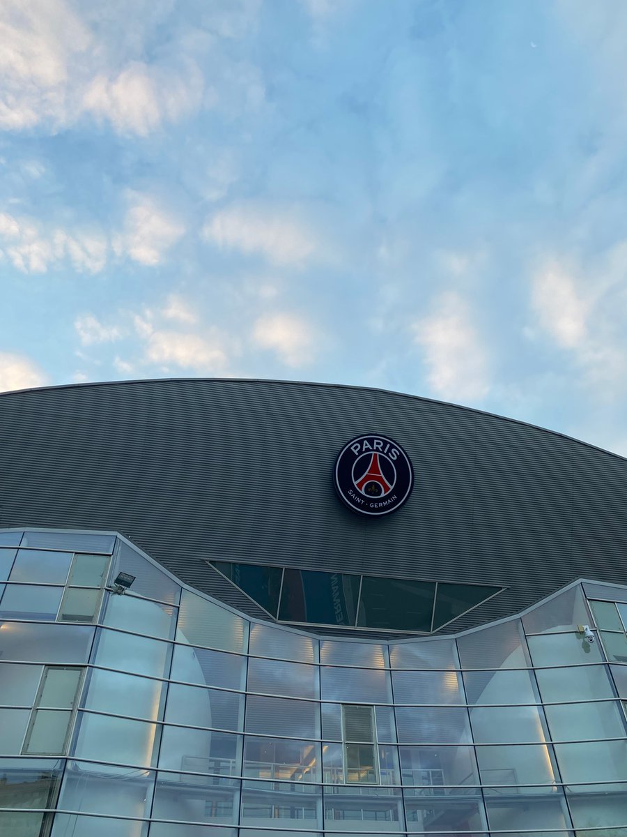 seo_jungle's tweet image. Une partie de l’équipe SEO Jungle est présente au SEO Summit de Paris au Parc des Princes ! 

N’hésite pas à venir faire un coucou 👋

#SEOJungle #SEO #netlinking #SEOSummit #team