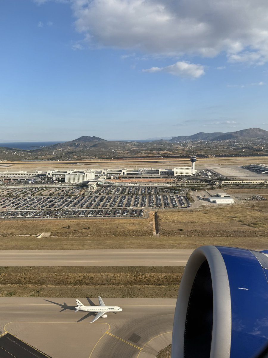 Представьте услышать: «У нас нет вайфая потому, что самолет новый»
А мне и представлять не надо