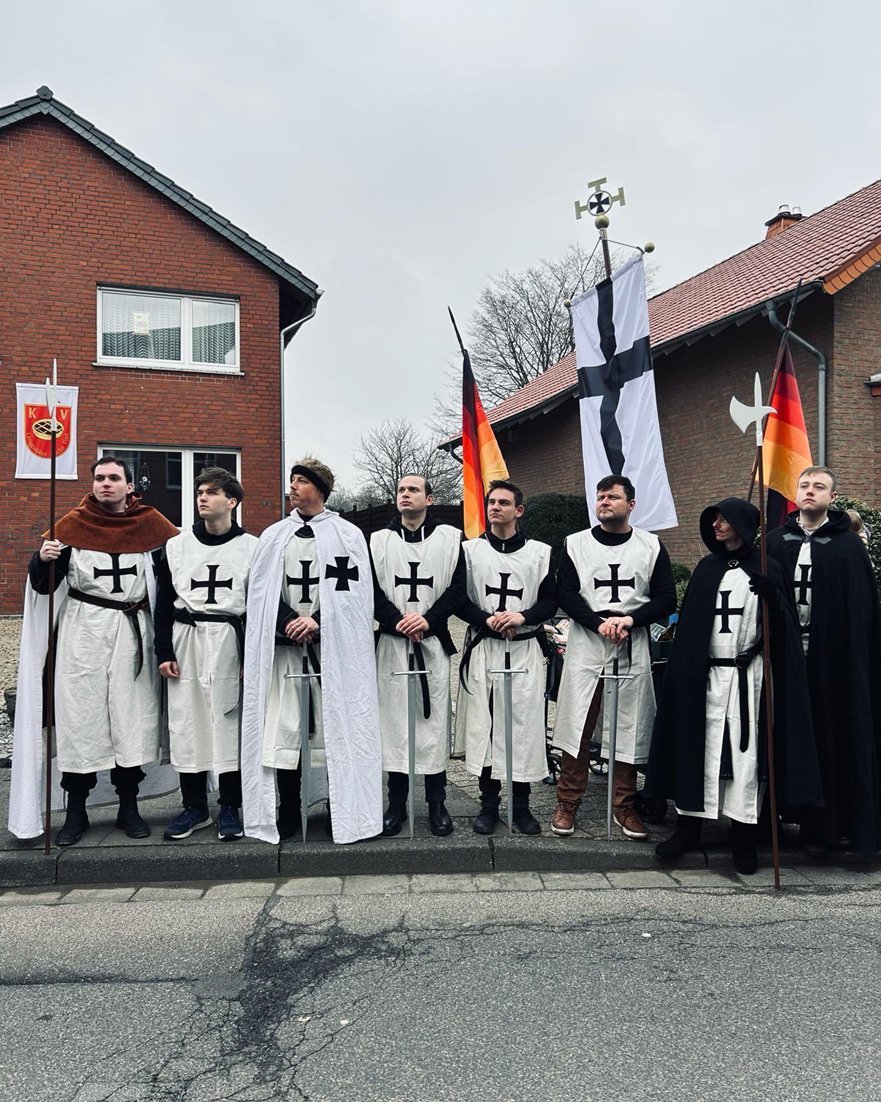 Nun, was denkt ihr, ist auf diesem Bild #JournoZiege, und wissen wir da mehr?