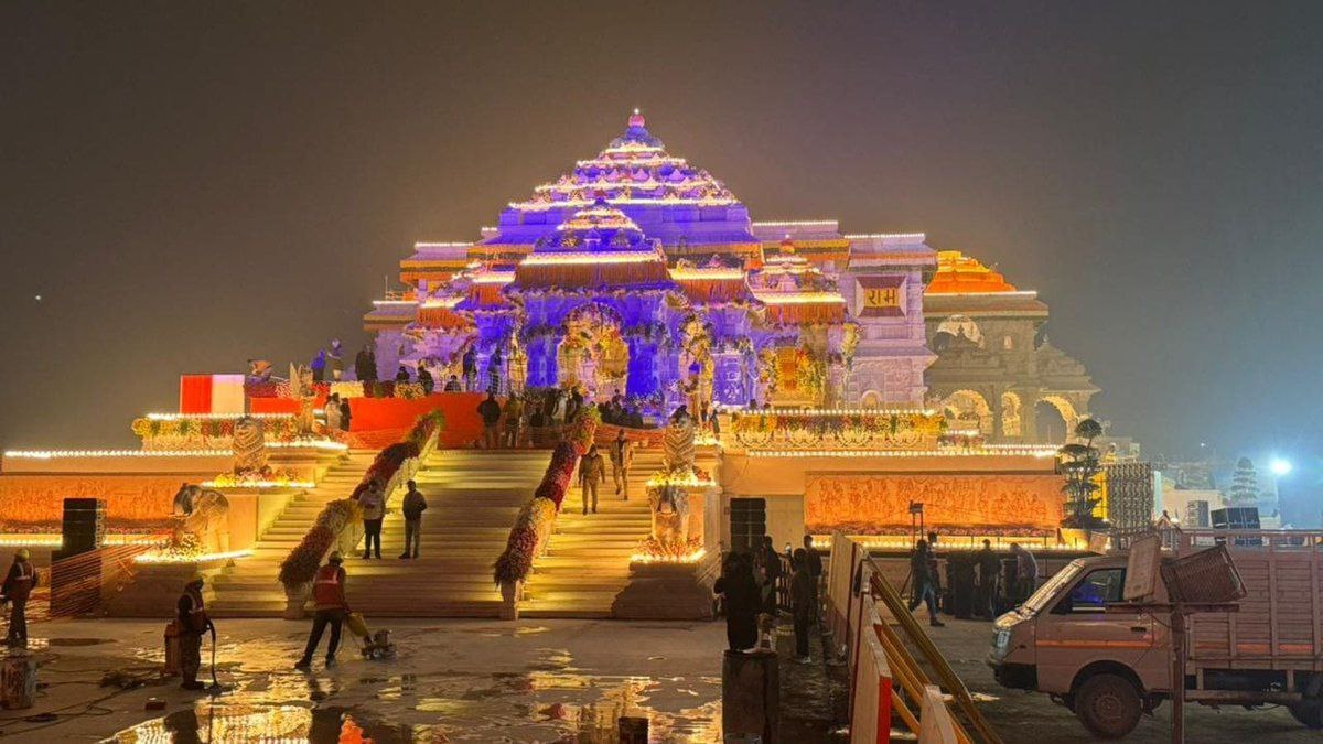 🚨 रिकॉर्ड तोड़ दिया अयोध्या ने! 🚩

इस साल अब तक 22 करोड़ से ज़्यादा श्रद्धालु पहुँचे अयोध्या

जो पिछले साल के 16 करोड़ से 6 करोड़ अधिक है! 🙏

अब अयोध्या बन चुकी है दुनिया की सबसे बड़ी धार्मिक पर्यटन नगरी! 🚩