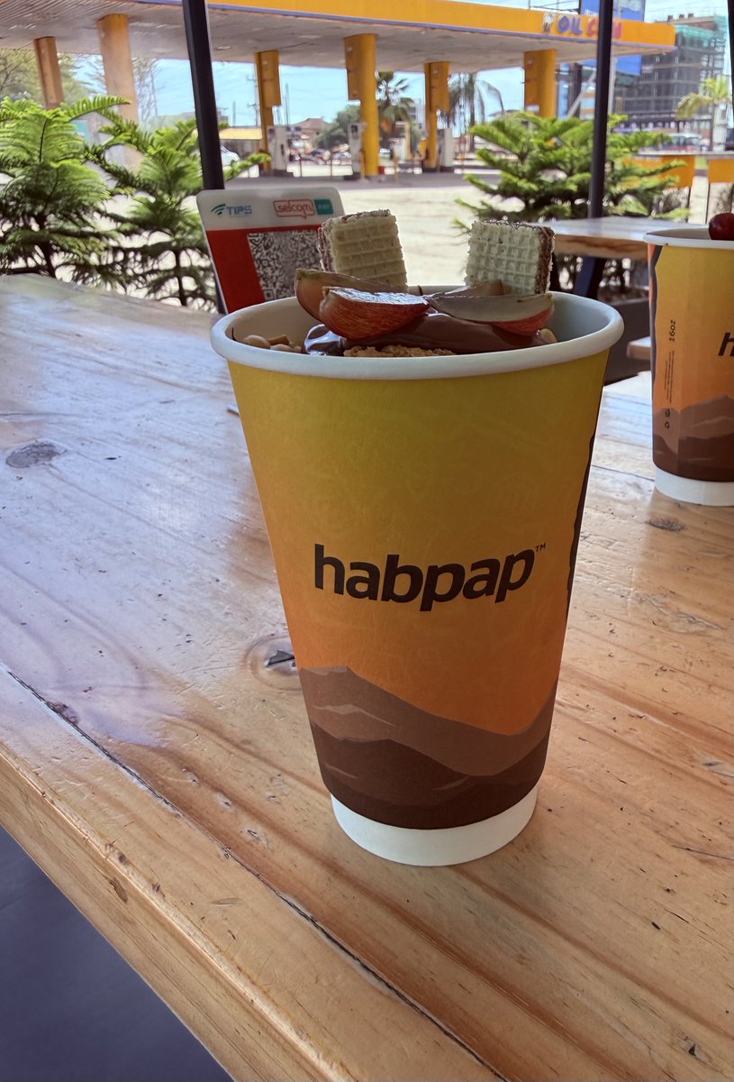 Violetotina's tweet image. I did a 10km hike this morning,caught the sunrise and had a Habpap 🥰
#Pugu #Hiker #fitbabe