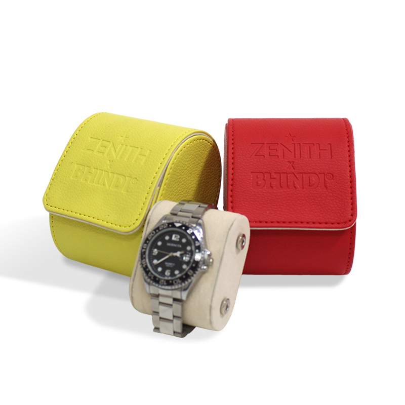 cfpackaging's tweet image. 🆕Elegant Leather Watch Box:storing and displaying your luxury timepieces. 
💯Soft Inner Cushion: Padded watch pillows securely fastened inside to protect your watches from scratches.  
📨Message us to request a sample or start your custom packaging project.
#watchbox #WatchBoxes