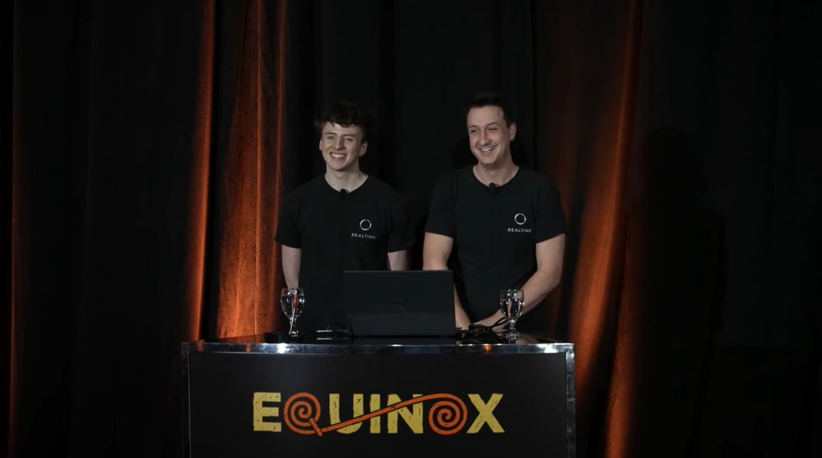 REALTIME tweet media