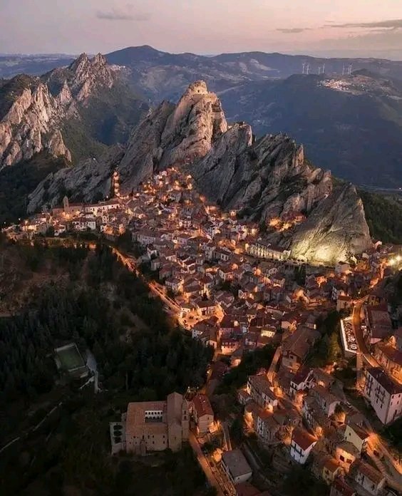 Pietrapertosa,Abruzzo