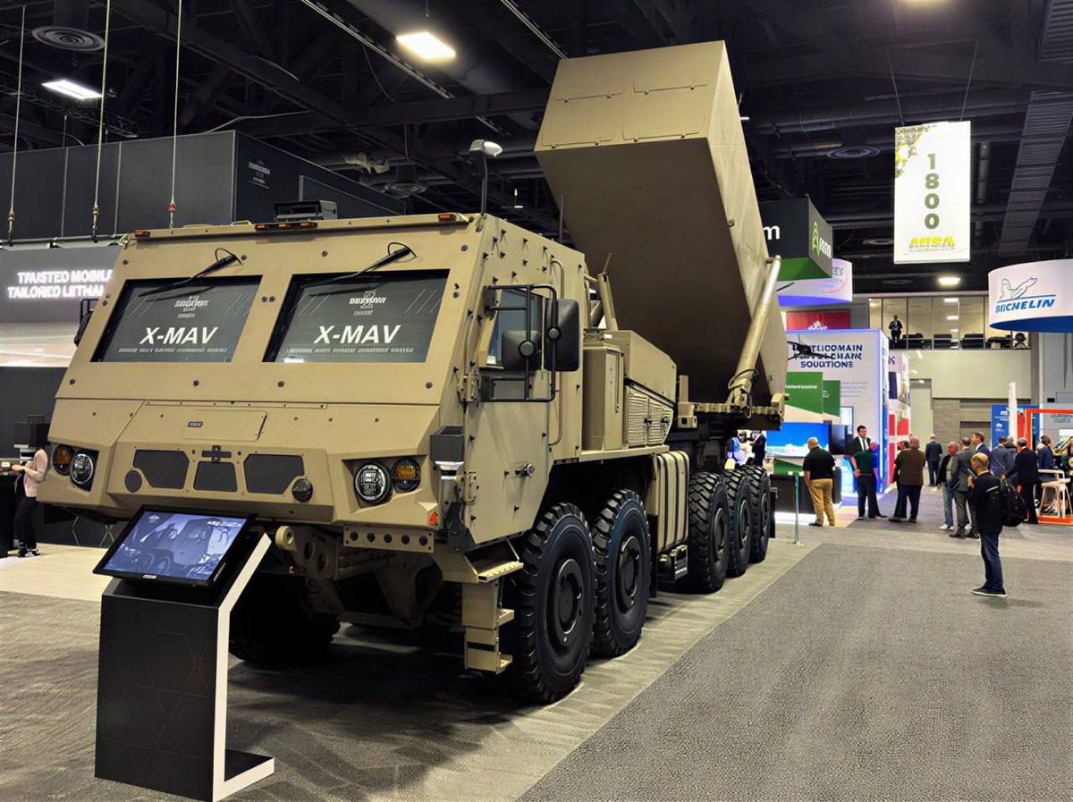 Gerashchenko_en's tweet image. President Trump confirmed on board Air Force One that he intends to meet with President Zelenskyy at the White House on Friday.
Also worth mentioning that this week, Oshkosh Defense unveiled the X-MAV, a land-based launcher configured with Tomahawk cruise missiles at the AUSA…