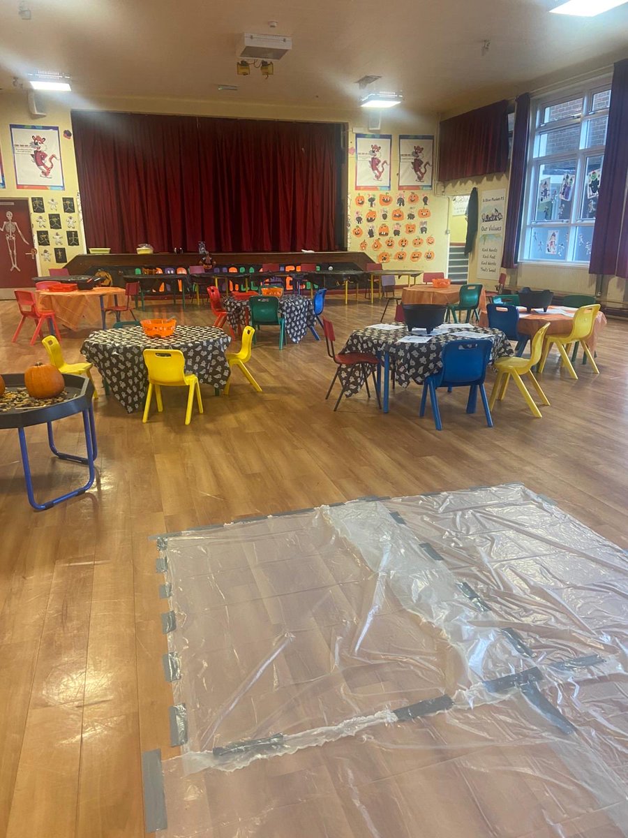 🎃 Our Pumpkin Patch is Ready! 🎃

We’re all set for some autumn fun here at SOP! 🍂✨

Our school pumpkin patch is looking amazing — filled with bright pumpkins, hay bales, and a sprinkle of seasonal magic.

We can’t wait to welcome all our pupils and parents to come along🧡