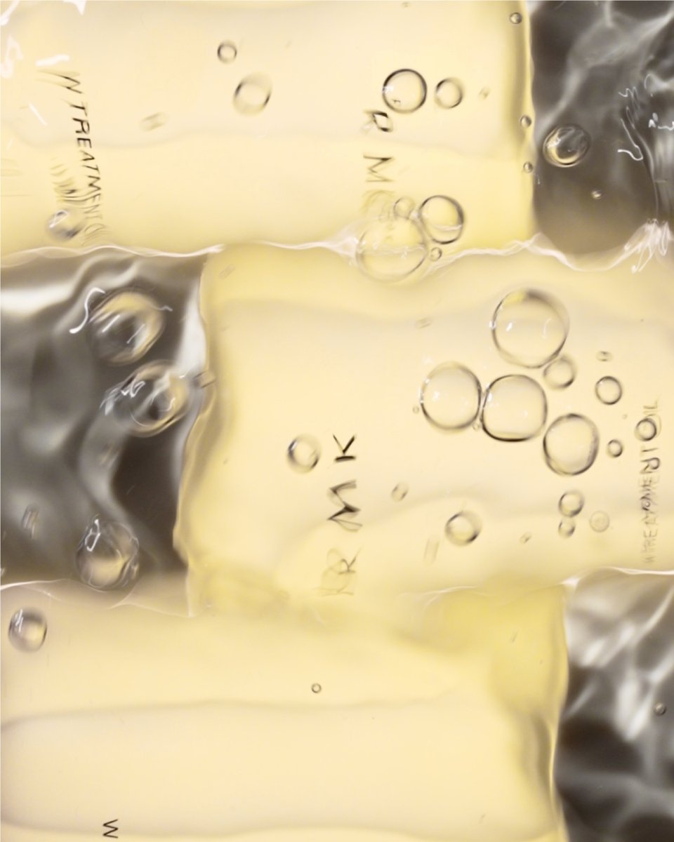 10年以上愛され続ける導入美容液

かさつきの気になる乾燥肌にうるおいをあたえ、その後のメイクアップをよりいっそう輝かせるための、かけがえのないファーストステップ

オイルがくれるうるおいで、満ち足りた肌に✨

#RMK Wトリートメントオイル
50ml 4,400円(税込)

▶️x.gd/NGg5s