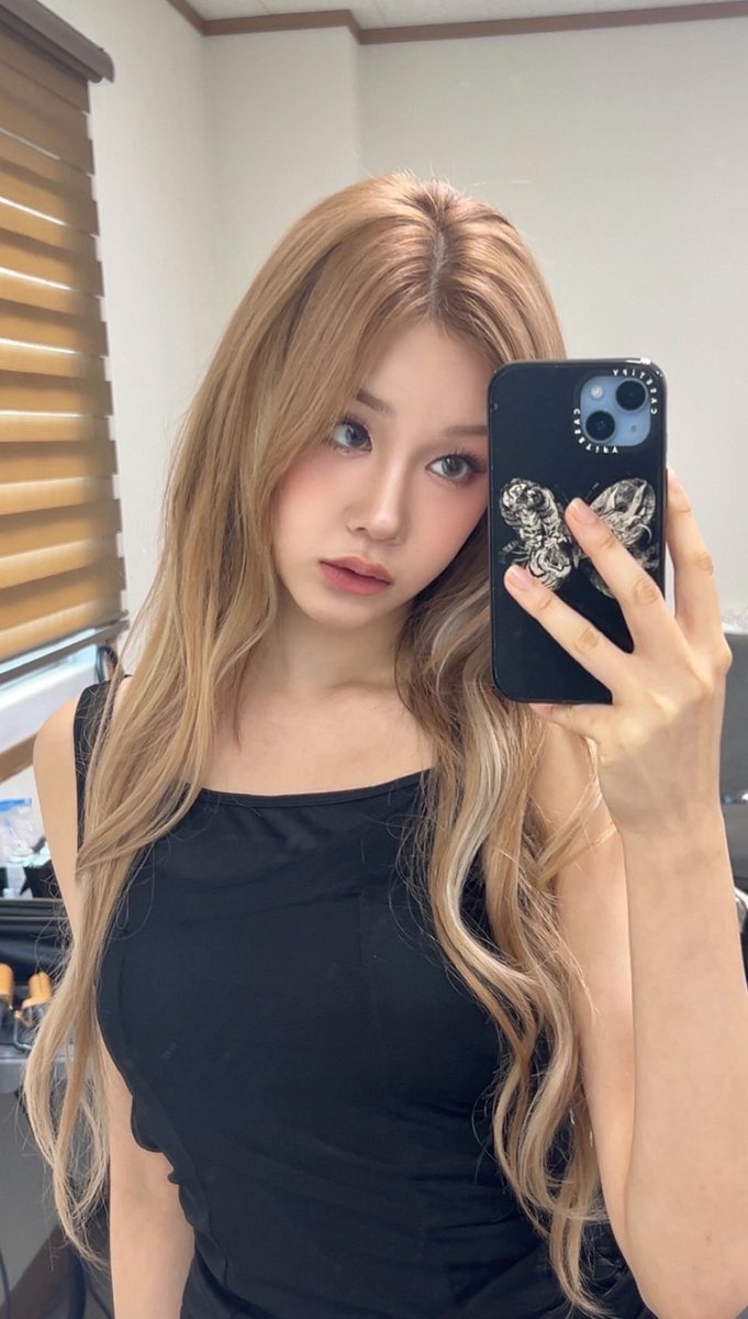 Feeling stylish in my black dress!