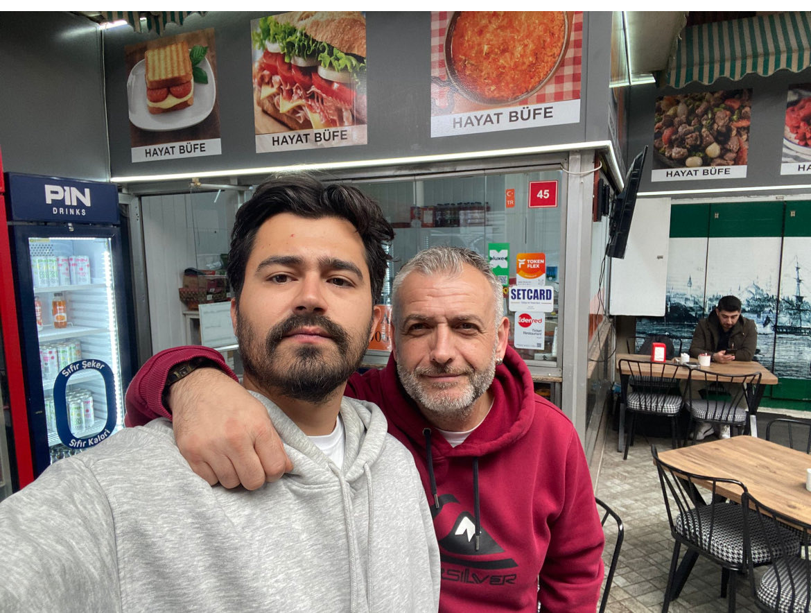 Adam dükkana geldi, iki muhabbet edemedik, nefes almadan çalışıyoruz, çok bereketli adamsın kardeşim <a href="/gokhanocalann/">Gökhan Öcalan</a>