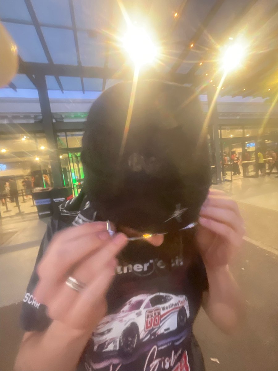 Erase head (@bornwithnohead) on Twitter photo 