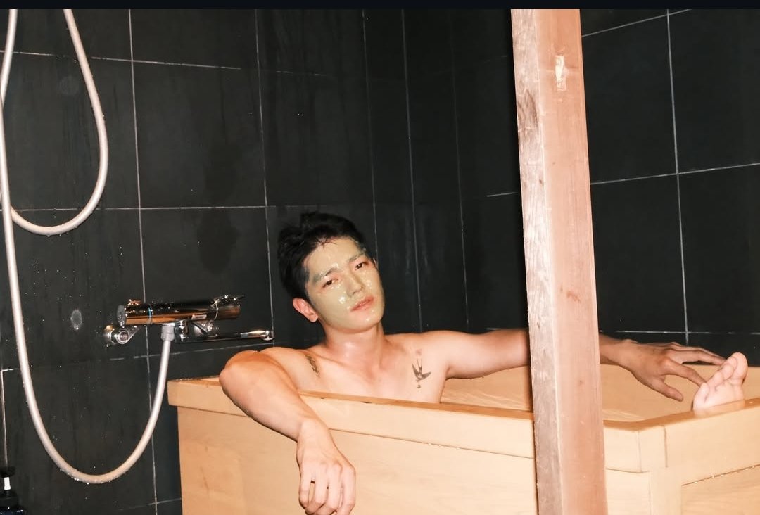 Bapak anak 3 ini healing dulu, capek bener bjir kerja kaga ada hari liburnya pisan. Bisi jadi robot 🙄
#ddraco