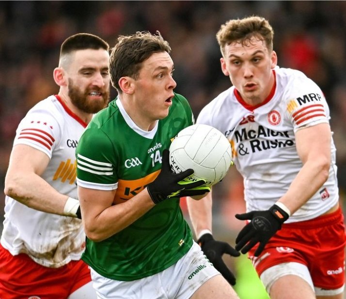 JoeSeward1's tweet image. DOUBLE MARKED 
In the remaining
debates, Catherine Connolly will experience a tactic employed in the GAA against elite scoring forwards in hurling & football. She will be double marked in the debates with little room or scope to express herself.
#Aras25 
#TheBigInterview 
#Smear