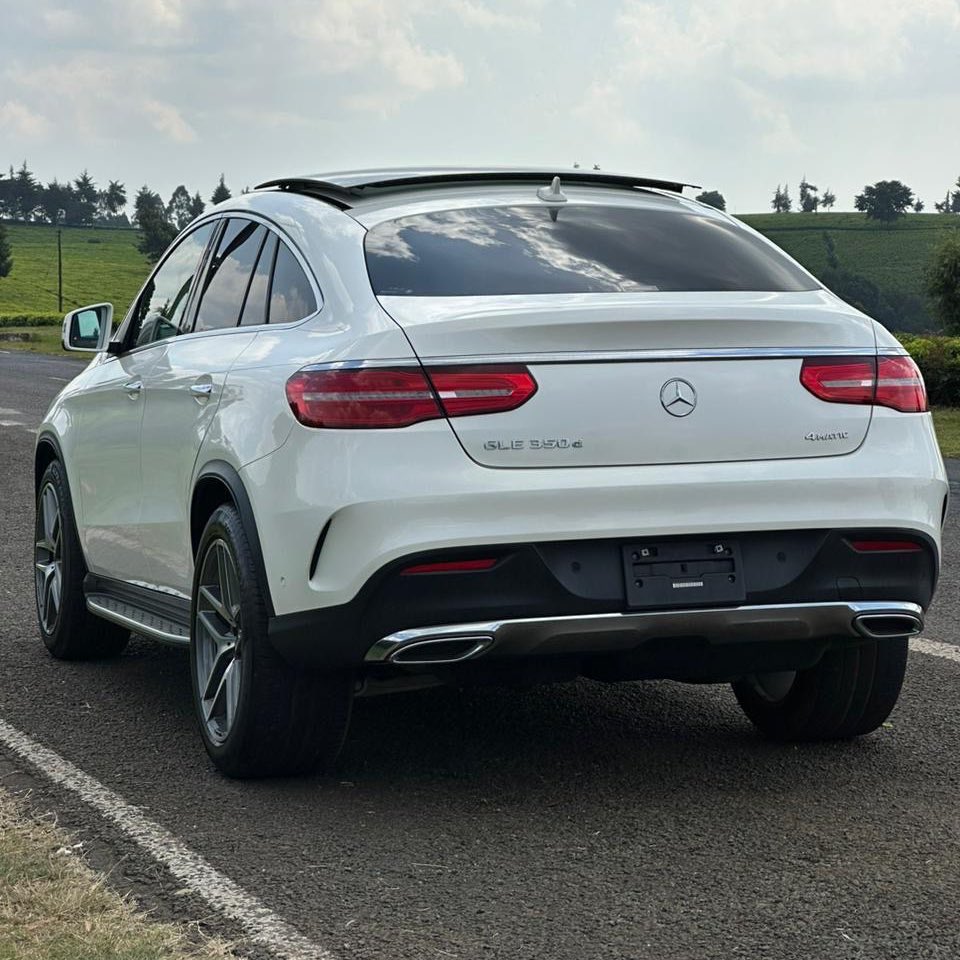ryangift03's tweet photo. “SUV Coupes are ugly” said Mr. HowMuch
Well, I raise you the 2018 Mercedes-Benz GLE 350d — Big, punchy &amp; relatively efficient.
—The 3.0L V6 diesel engine pushes 254hp &amp; 640Nm
—Has a sunroof, black leather interior, assistive &amp; safety tech

Price: KES. 7,900,000/-
0727870018
Karen https://t.co/sphZBn77oV