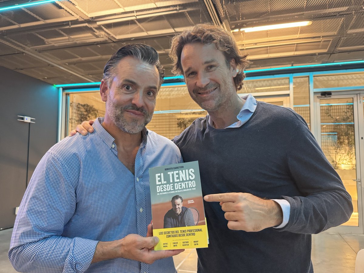 Carlos Moya (@charlymoya) on Twitter photo Con mi hermano <a href="/robercarretero/">Roberto Carretero Tenis</a> en la presentación de su espectacular libro,seguro será un éxito,os lo recomiendo 💪💪.
Un placer siempre acompañarte ❤️❤️ Con mi hermano <a href="/robercarretero/">Roberto Carretero Tenis</a> en la presentación de su espectacular libro,seguro será un éxito,os lo recomiendo 💪💪.
Un placer siempre acompañarte ❤️❤️