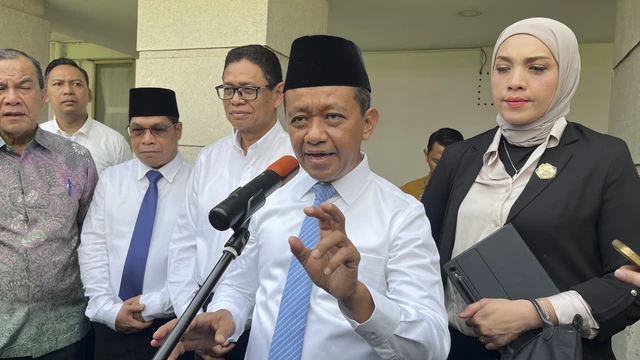 the antagonist will suspiciously look like this: