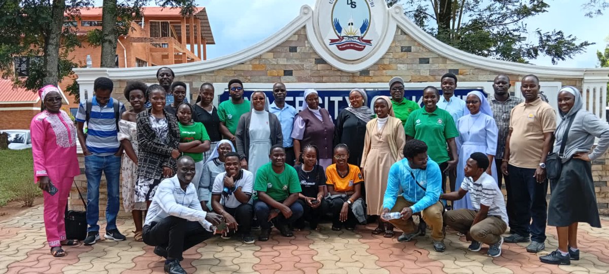 UniK_SL's tweet photo. Recap of the visit from our Brothers and Sisters from @TangazaUni Service Learning community!

It was a pleasure hosting https://t.co/5GH3MEhnKM