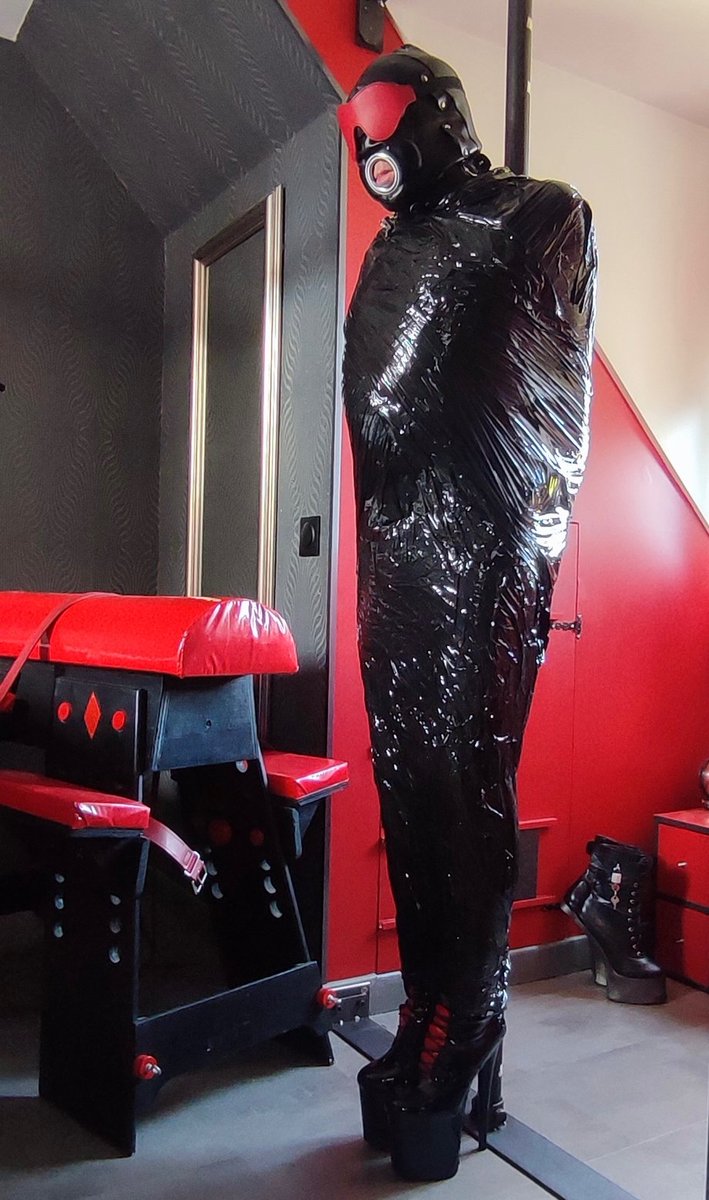 <a href="/Doriane55M/">Dame Doriane</a> 🖤🖤🖤
Venez découvrir le magnifique donjon de Doriane 
Nous avons les mêmes pratiques soft ou hard 😈😈😈