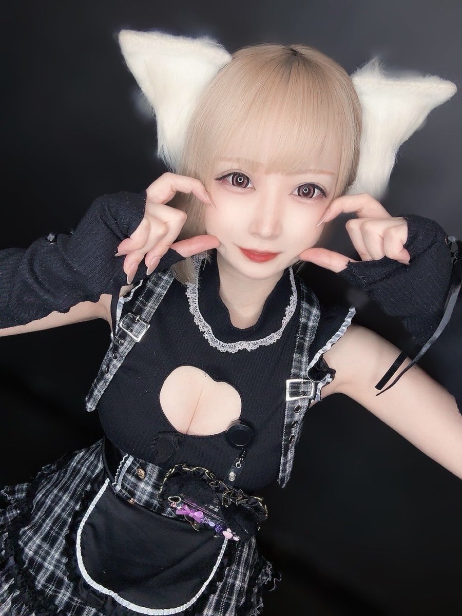 ぴあいん🐈💖
3Daysイベント
みんな参戦してくれてありがと〜！！
大盛況でめちゃくちゃ楽しかった🫶
いつもと違うきらり
みんなはどれが好きだった？
今日のオープンは天ちゃんと🏰💞
#でぃすとぴあ