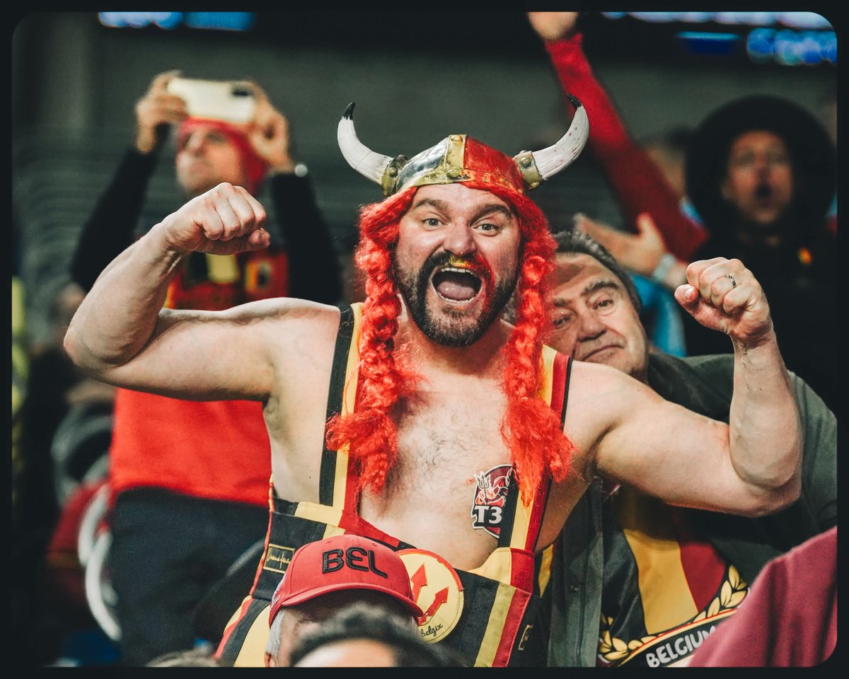 Sideline Snaps tweet media