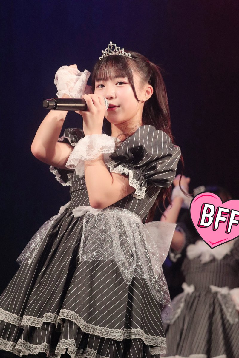 IQP人数おおいけど、みこちゃんは可愛いし目立つんですぐ見つけれる