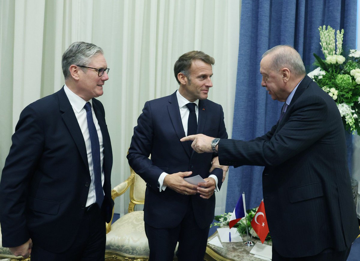 Mazlumu savunmak, zulme “dur” demek bizim medeniyetimizin temelidir. 

Cumhurbaşkanımız Sayın @rterdogan’ın imzaladığı Niyet Beyanı; adaletin, merhametin ve insanlığın yeniden ayağa kalkışının iradesidir.

#KüreselLiderErdoğan