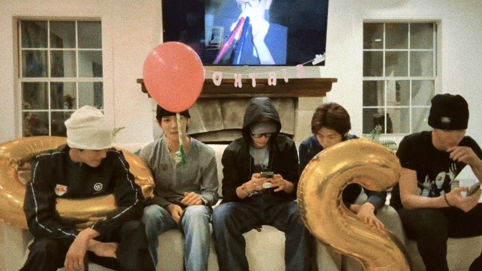 BOYNEXTDOOR FILMS (@bnxtdfilm) on Twitter photo #cortis james birthday live 🎂 #cortis james birthday live 🎂