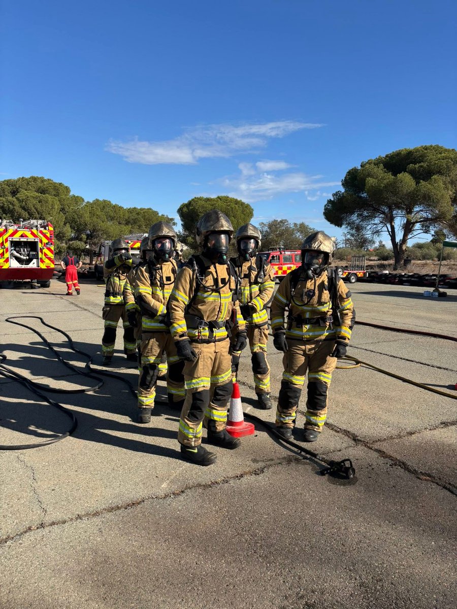bfcyprus's tweet image. Last week, DFR firefighters from all structural fire stations and RAF firefighters from Akrotiri attended two OpBAWA courses at Ay Nik Fire Station. Well done to all 🔥🚒

#BritishBases #Cyprus #FireStation #Courses