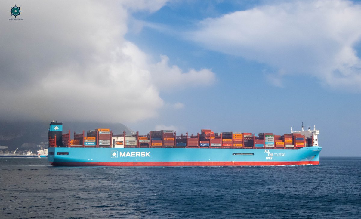 Buque ALEXANDRA MAERSK 🇩🇰 saliendo del fondeadero alfa del <a href="/PuertoAlgeciras/">Puerto de Algeciras</a>