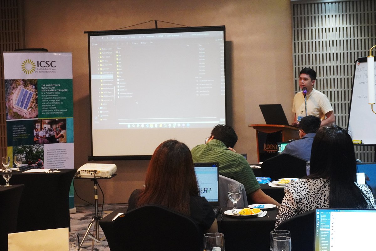 icsc_ph's tweet image. ICSCโs Data Team first facilitated sessions on the foundations of #Python programming, as well as workshops on Python for Power Systems Analysis (#PyPSA), with Dr. Samarth Kumar and Yu-Chi Chang from Agora Think Tanks as co-trainers.
