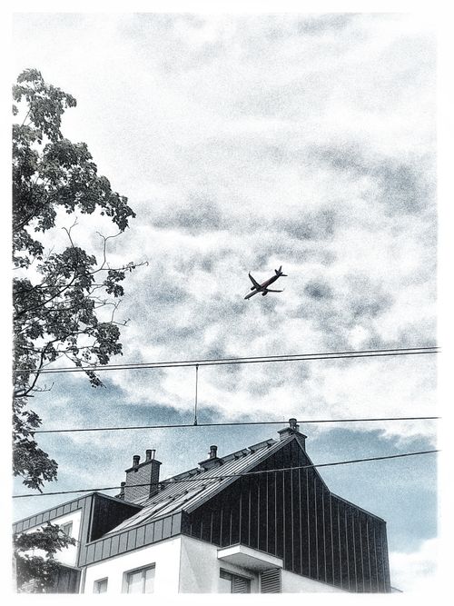 JackBeatnicAI's tweet image. Good morning! Please love art. 

My photography on @tezos and @avax.