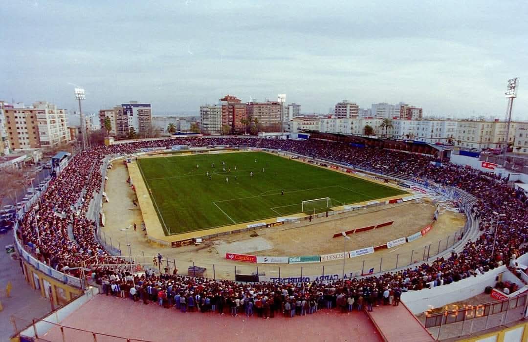 🔵⚪Te vengo a ver y es lo mejor que a mí me pasa en la semana, toda mi infancia y mi vida está ligada, al Recreativo, el equipo de mi alma🔵⚪