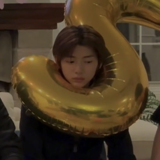 corithoon's tweet image. 푸하하