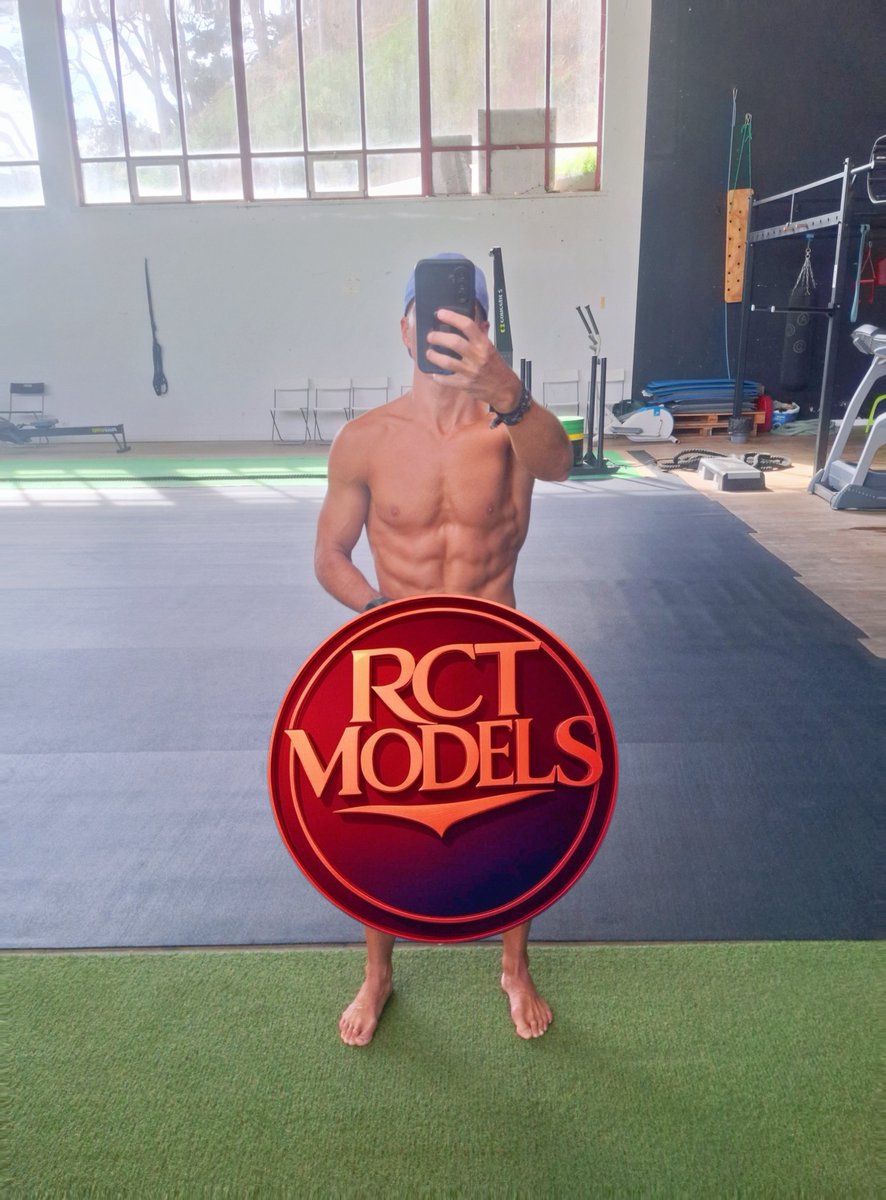 portugalbrasil's tweet photo. Crushed a brutal workout today! Check out the uncensored version of this pic at https://t.co/oIWgkgZeZB.
🔥💪💪💪
#FitnessMotivation #Workout #FitnessJourney #ModelLife #RCTModels #GymLife #FitFam #GetFit https://t.co/HrT25ELzOu