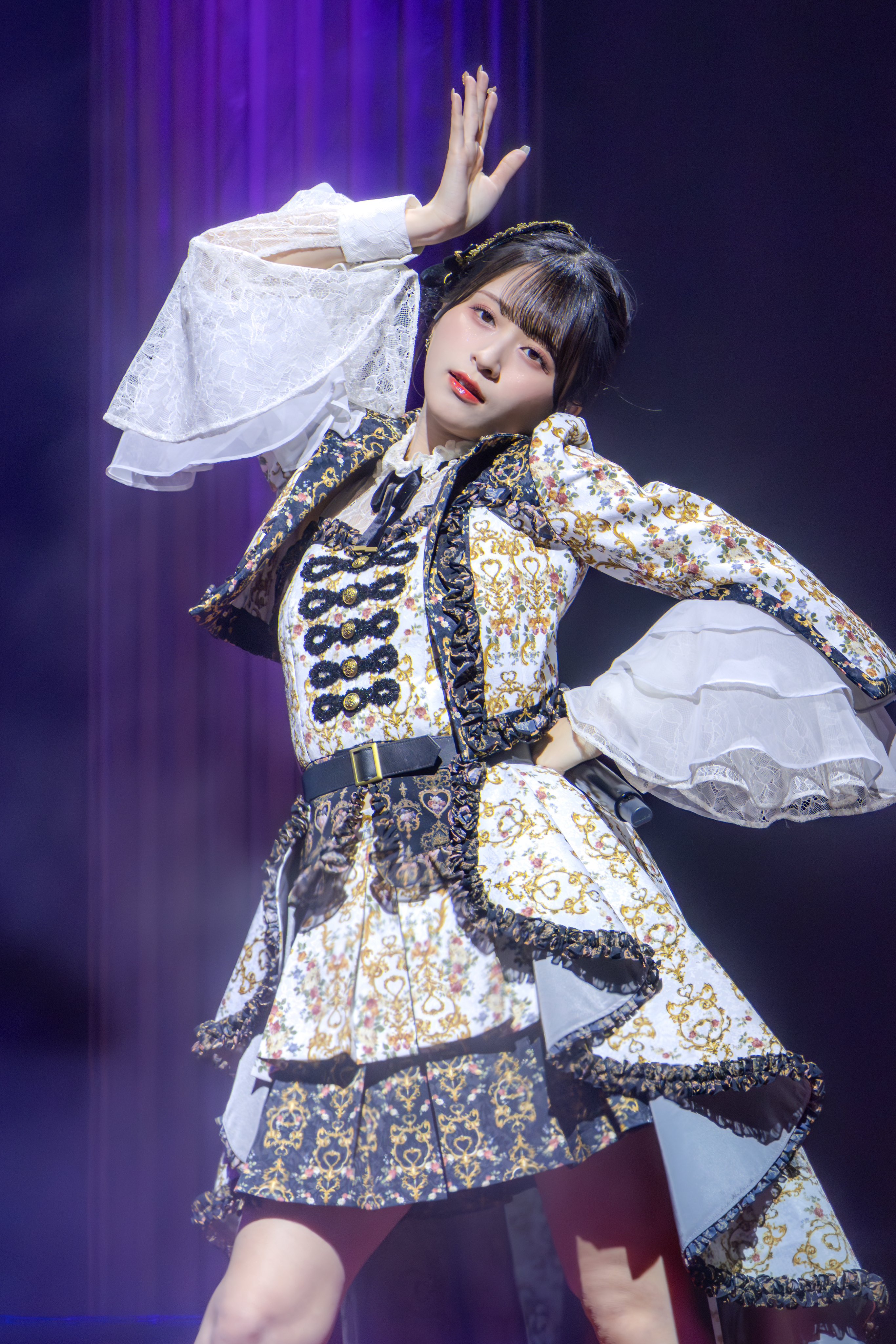 佐々木舞香 Jamieチェキ LOVE イコラブ 8周年ツアー 宝石衣装 idカード 佐々木舞香 真顔