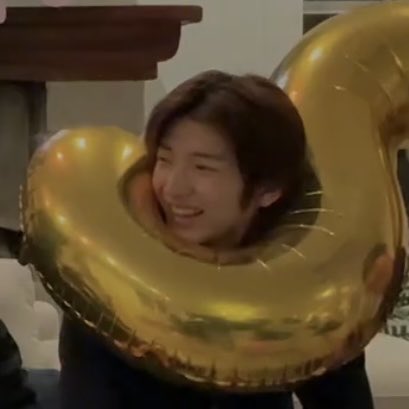 251014 🎂

🎈👶🏻

#CORTIS #코르티스 
#주훈 #JUHOON
#KEONHO #건호