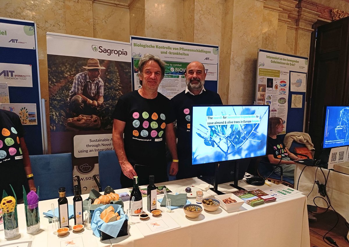 BiovexoProject's tweet image. 🧪 @BiovexoProject was proud to join sister project @Sagropia at the Forschungsfest NÖ 2025 in Vienna on Oct 10!
Our Scientific Coordinator, @CompantStephane , showcased progress on #innovative #solutions tackling the threat of #Xylella.
#ScienceForAgriculture #EUresearch