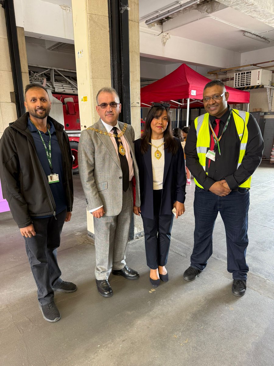 Our Ealing 🦺 Emergency Services Roadshow at Acton Fire  Station was as much fun as Mayor can have