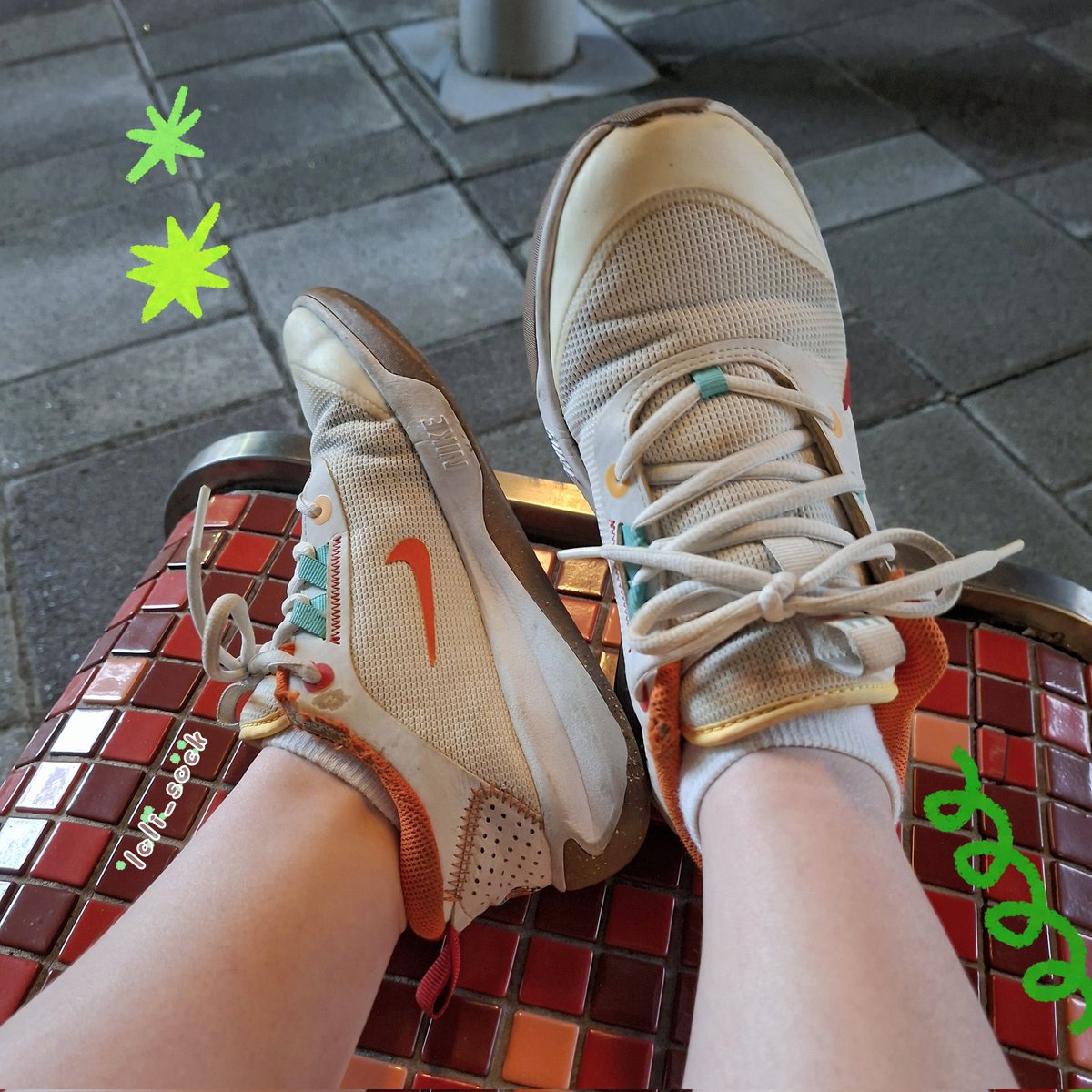 蘿莉躂躂 tweet media