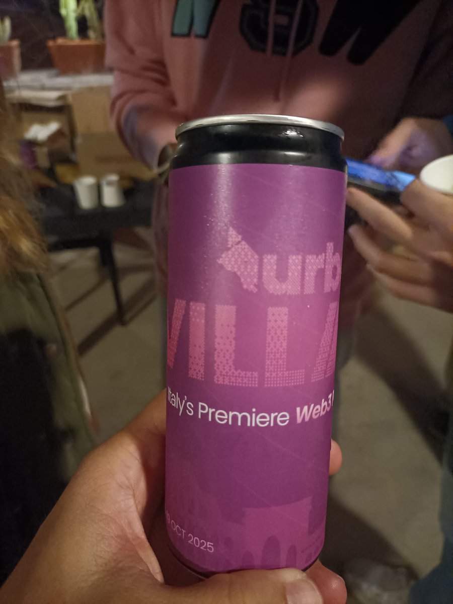 hoperaxyz's tweet photo. Wonderful evening with @crypto_donato's presentation on @zircuit, opening the second week of the @urbeEth Village.  🐺🐱

A special toast to @crypto_lippo_49 and @Kemperino_ for the enjoyable interview! 🍻 https://t.co/dpKff9OaXf