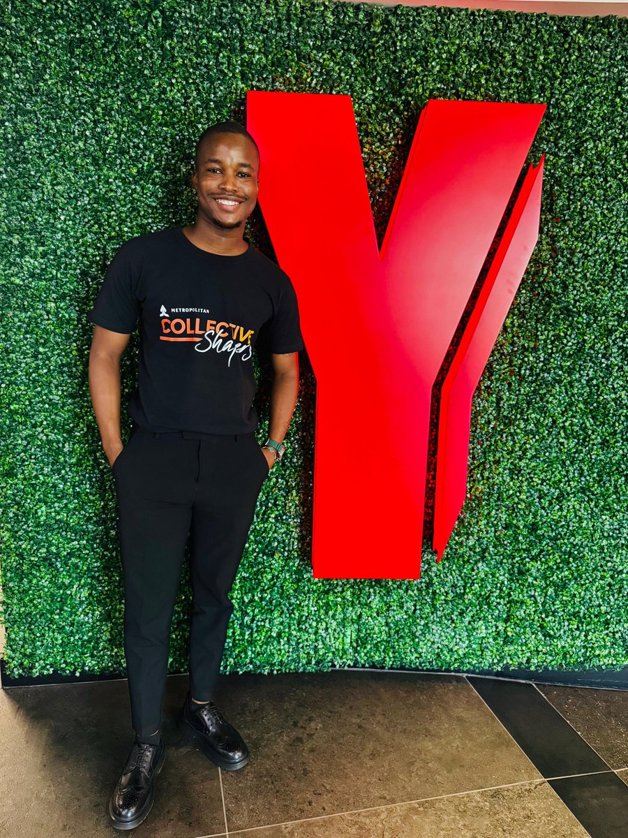 Greatness in the building. <a href="/Yfm/">Y</a> 
From Pheli to the World. 💯 
<a href="/MetropolitanZA/">Metropolitan</a> Collective Shapers Ba Ko Kae Series.
Catch my interview at 2h20pm - 3 pm. 
Stay tuned.
#TogetherWeCan #EpicureBitez #BaKoKae