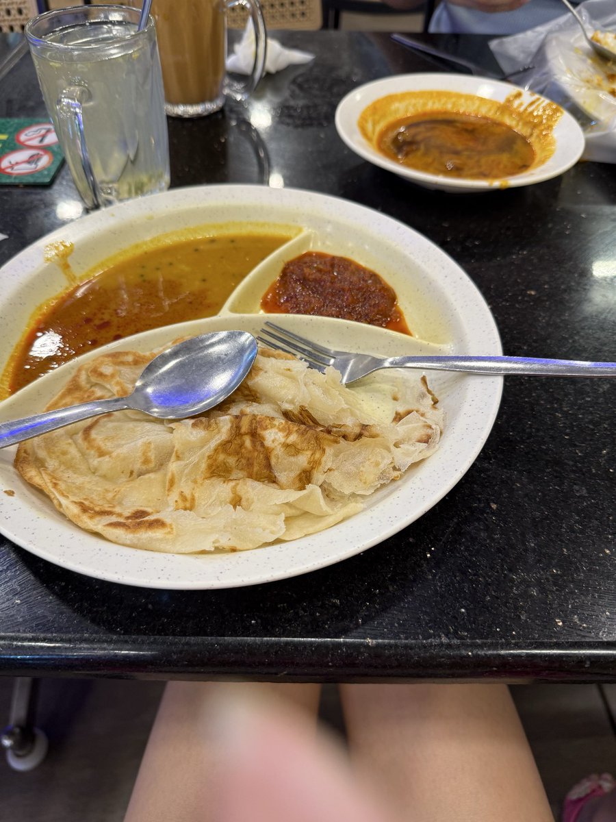 叫我出来然后带我去麻麻档吃🥲